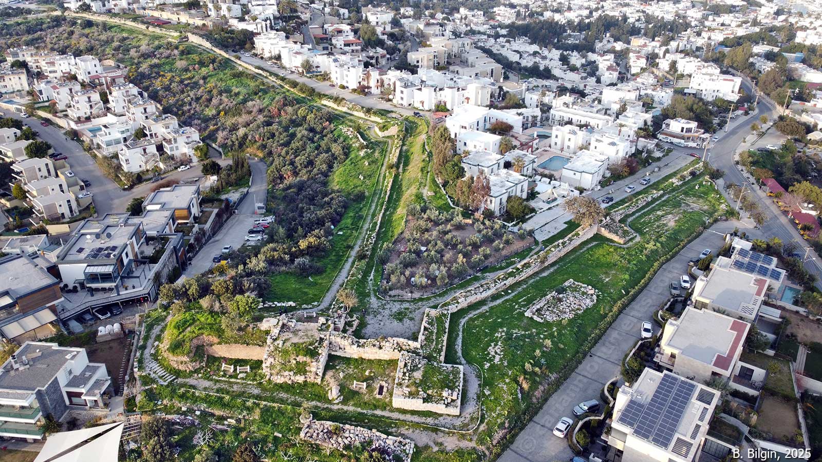 Halikarnassos Şehir Surları