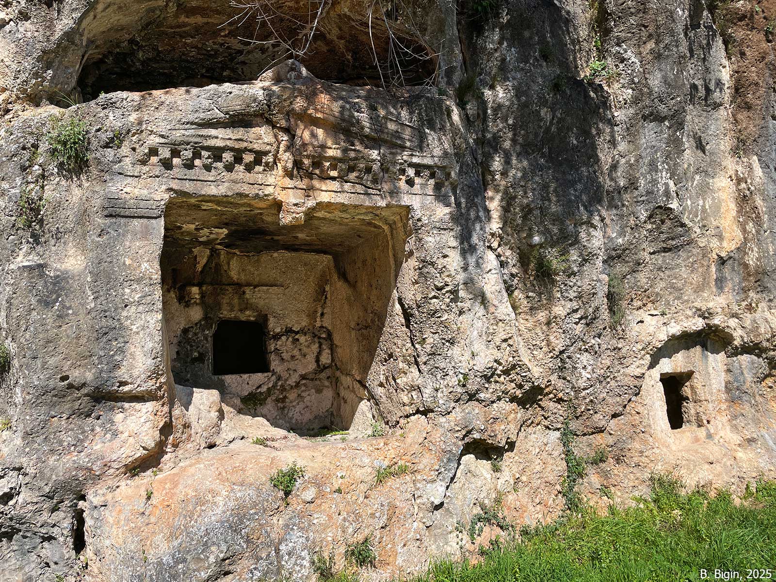 Idyma İnişdibi Rock-cut Tombs