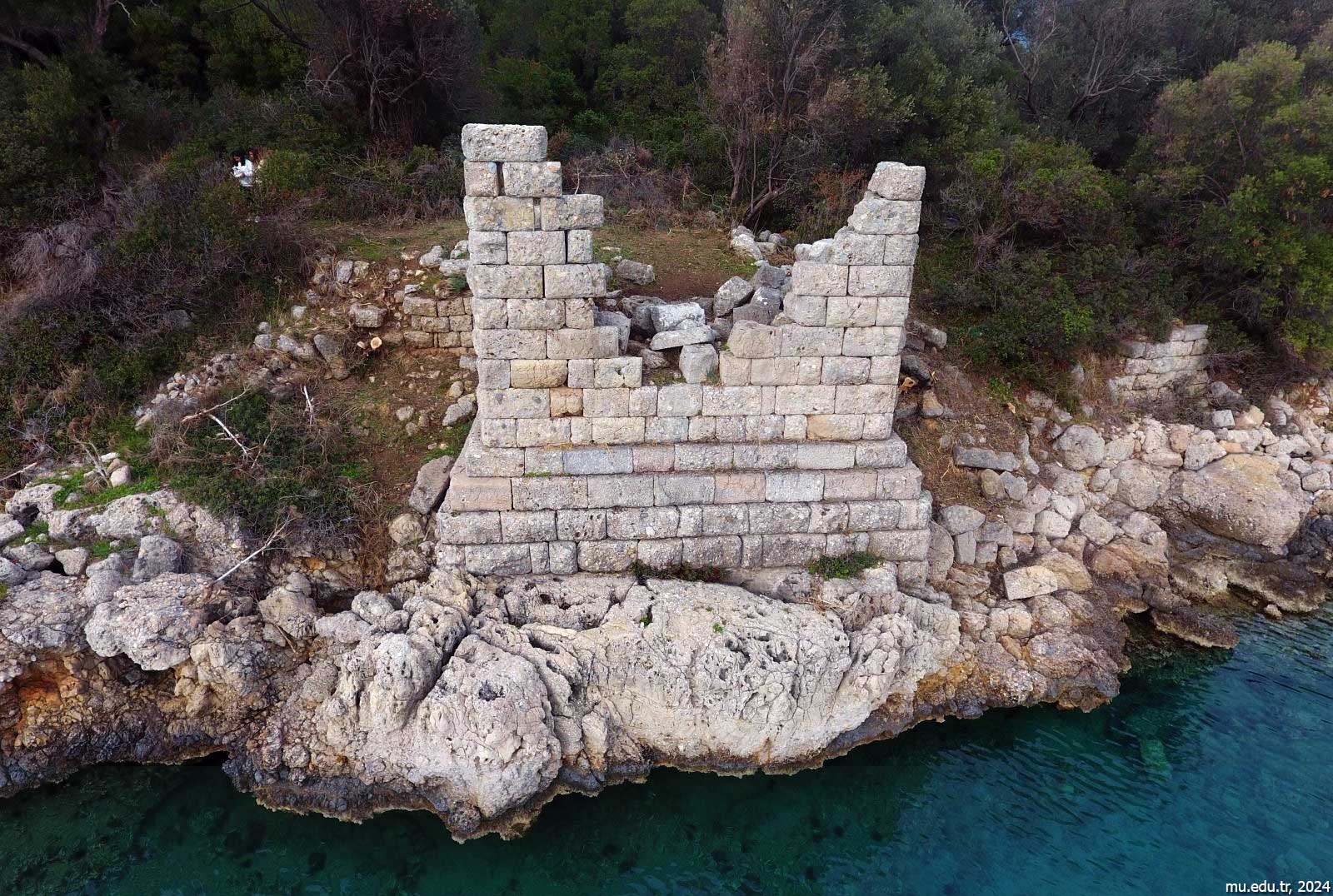 Kedreai Sedir Island Tower