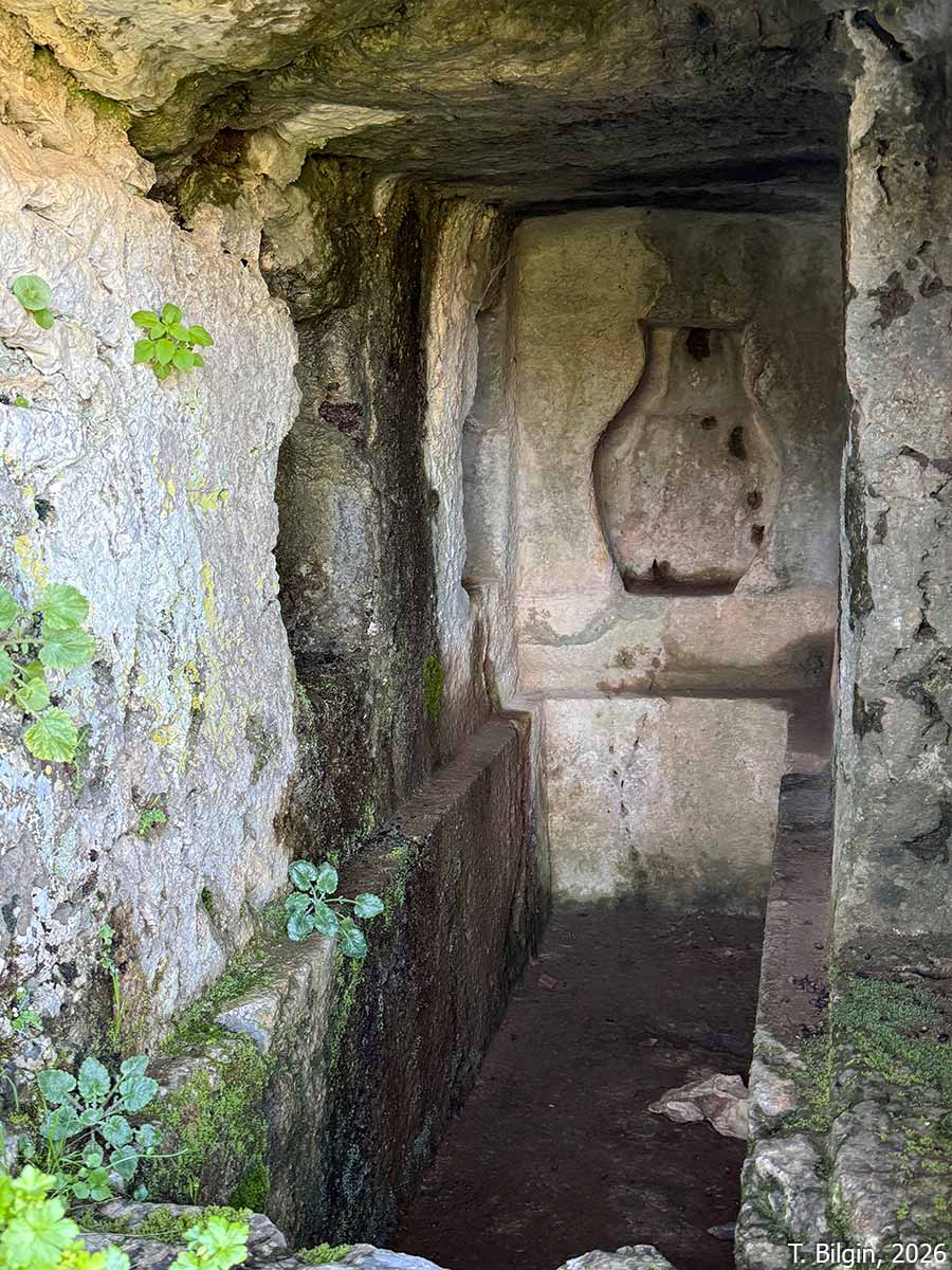 Thera Tomb Complex